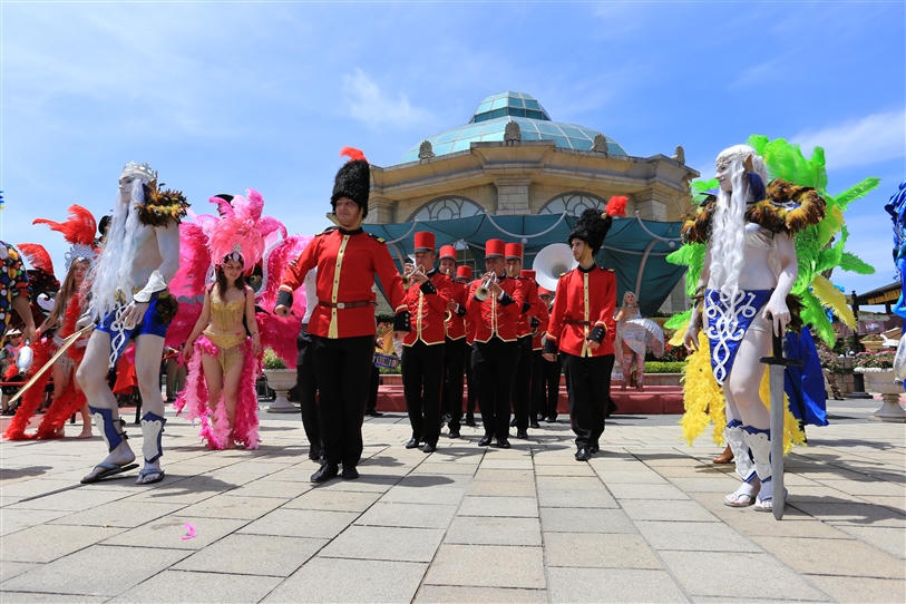 Carnival Tết Đinh Dậu sôi động chưa từng có tại Bà Nà Hills