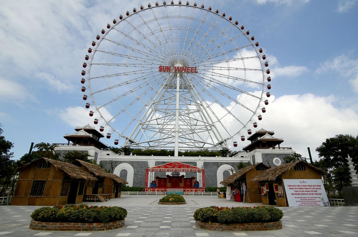 Rộn ràng "Phiên chợ ngày xuân" tại Asia Park