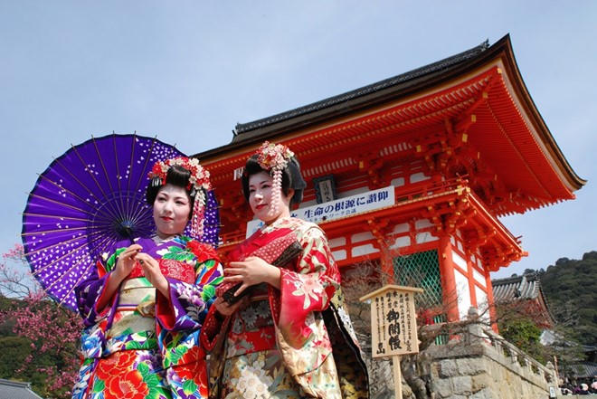 Sức sống và sự vươn lên mạnh mẽ của Nhật Bản