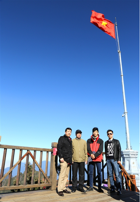 Hưởng trọn mùa xuân Tây Bắc tại Fansipan Legend