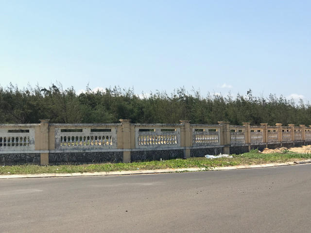 Nhiều dự án resort nghỉ dưỡng chậm tiến độ, bỏ hoang trên đất vàng ven biển Phú Yên