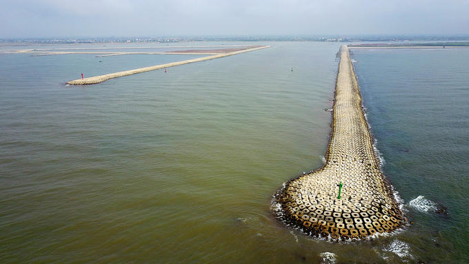 Cửa biển giải cứu 'tàu chết' lớn nhất miền Bắc