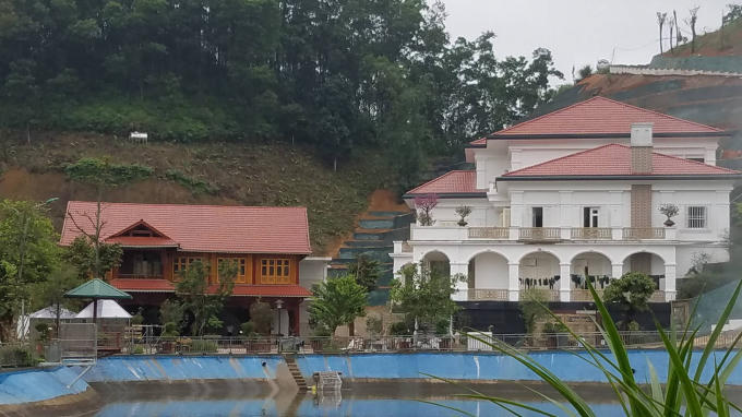 Khu dinh thự khủng của ông Phạm Sỹ Qúy, Giám đốc Sở TNMT tỉnh Yên Bái.