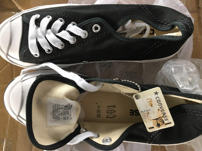 Lực lượng Hải quan bắt giữ lô hàng hiệu “khủng” nhập lậu vào Việt Nam 