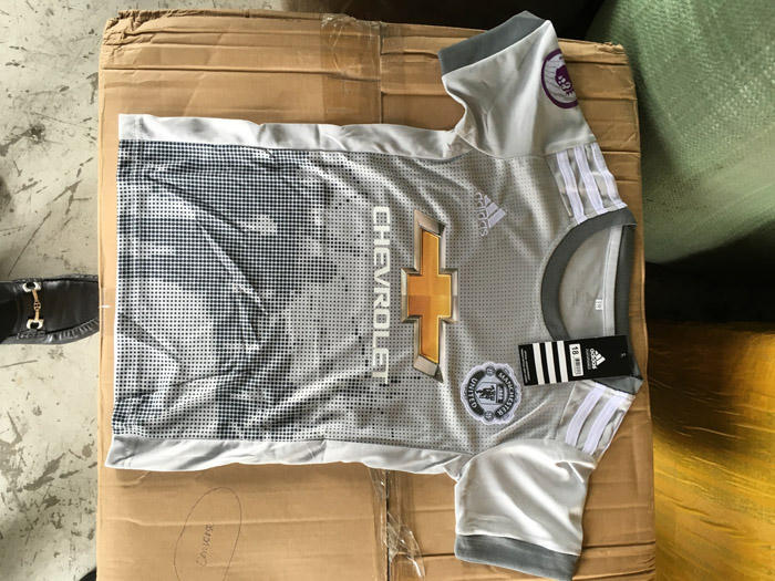 Lực lượng Hải quan bắt giữ lô hàng hiệu “khủng” nhập lậu vào Việt Nam 