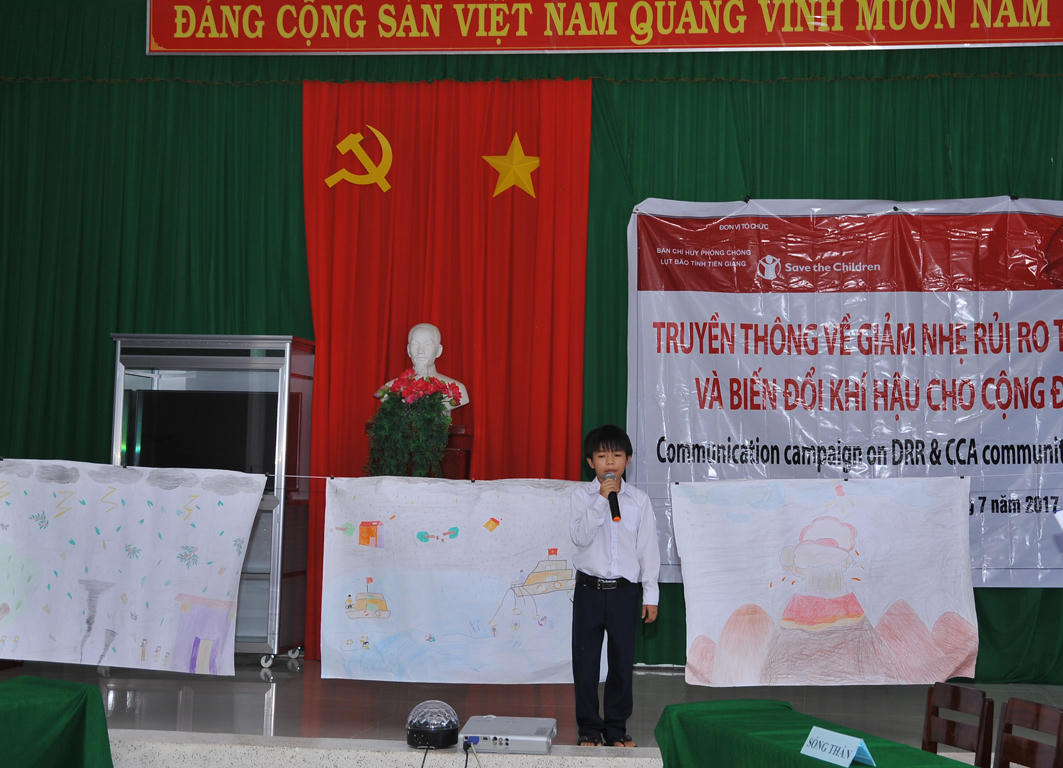 Prudential triển khai Chương trình truyền thông “Giảm thiểu rủi ro thiên tai” tại Tiền Giang