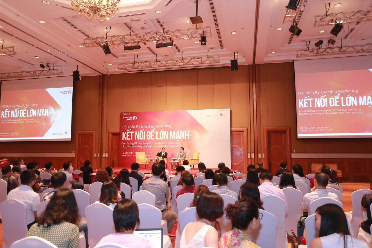 “Kết nối để lớn mạnh”