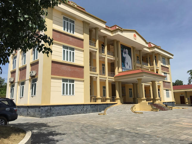 Thanh Hóa xây dựng Nông thôn mới: Choáng với độ chịu chơi của “quan xã“ - ảnh 1