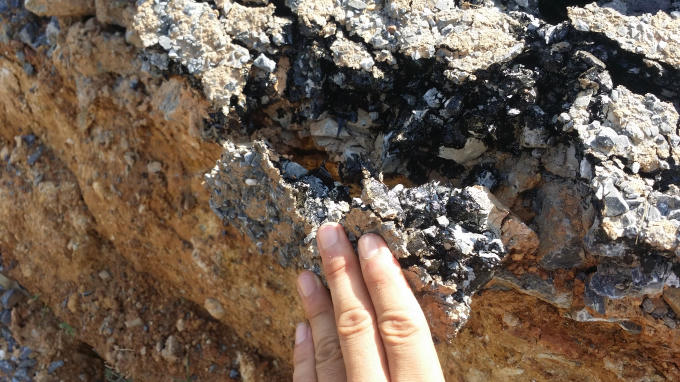 Phú Thọ: Con đường 15 tỷ vừa thi công xong đã sạt lở nghiêm trọng