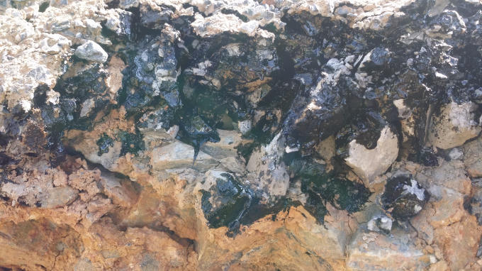 Phú Thọ: Con đường 15 tỷ vừa thi công xong đã sạt lở nghiêm trọng