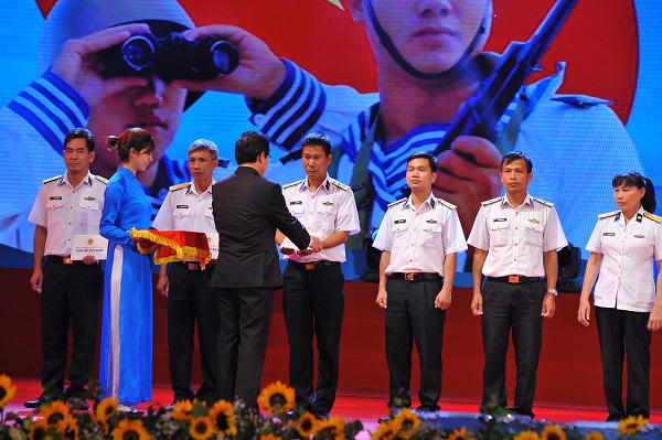 Chương trình giao lưu nghệ thuật Biển đảo quê hương: Xúc động và sâu lắng