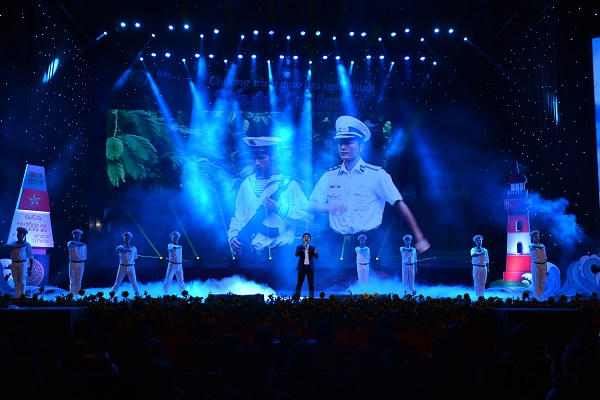 Chương trình giao lưu nghệ thuật Biển đảo quê hương: Xúc động và sâu lắng