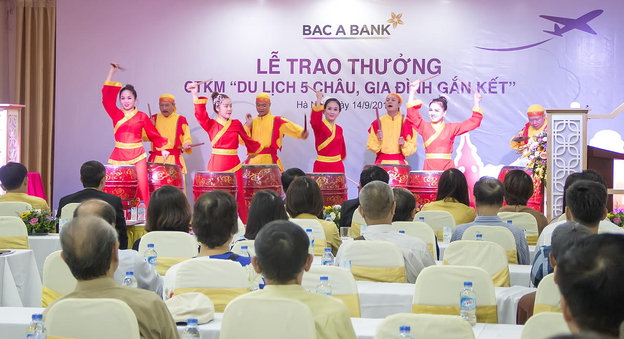 Gửi tiết kiệm, nhận lộc nửa tỷ từ BAC A BANK
