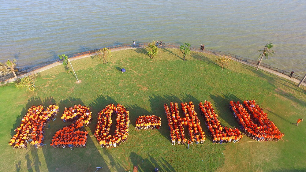 Hơn 1.000 cựu sinh viên Khóa 20 Đại học luật Hà Nội hội ngộ tại FLC Sầm Sơn