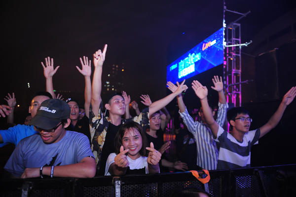 Đêm trắng cùng TPBank LiveBank:  Bùng cháy cùng đêm nhạc EDM có 1 – 0 – 2 tại Việt Nam