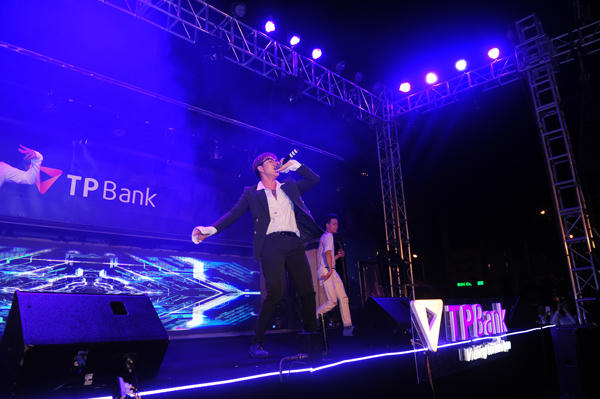 Đêm trắng cùng TPBank LiveBank:  Bùng cháy cùng đêm nhạc EDM có 1 – 0 – 2 tại Việt Nam