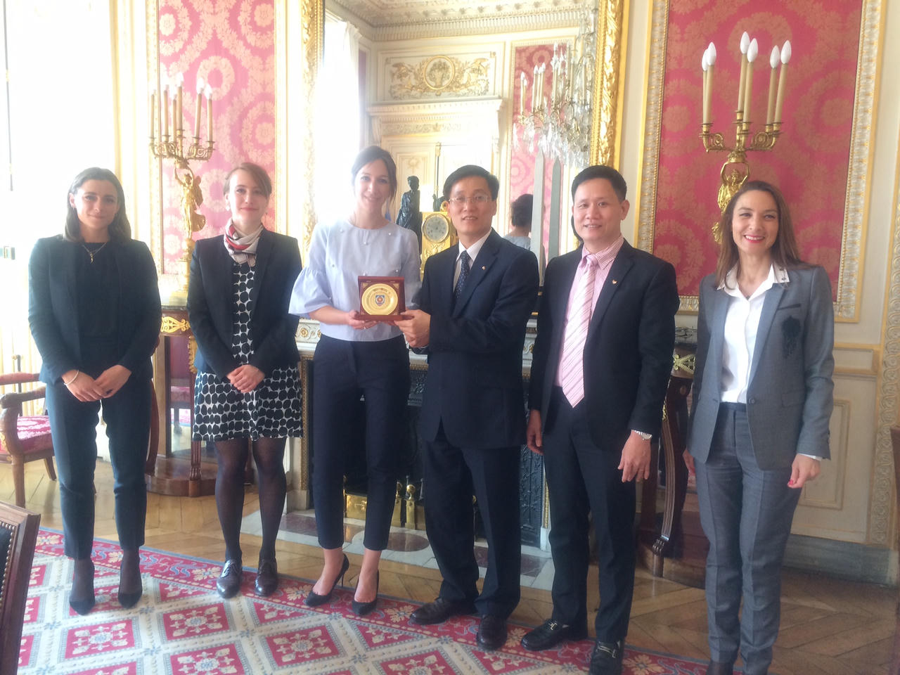 Đẩy mạnh hợp tác pháp luật Việt  - Pháp xứng tầm quan hệ đối tác chiến lược