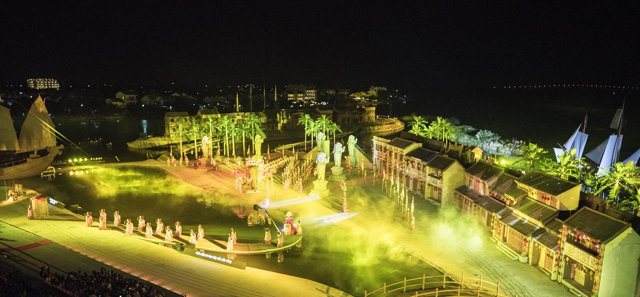 Chuyện giờ mới kể về nhà thầu thi công “Sân khấu ngoài trời lớn nhất Việt Nam” tại Hội An 