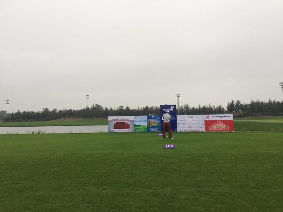 Bất ngờ với giải FLC AMD Golf Tournament