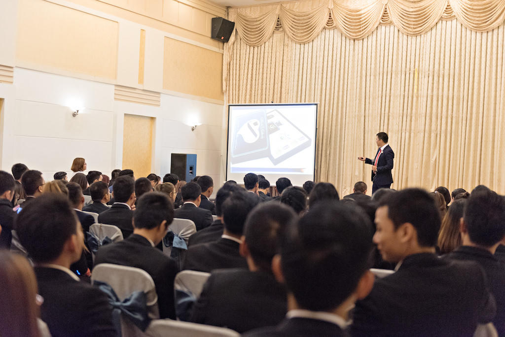 Sen Việt một chặng đường phát triển mới 