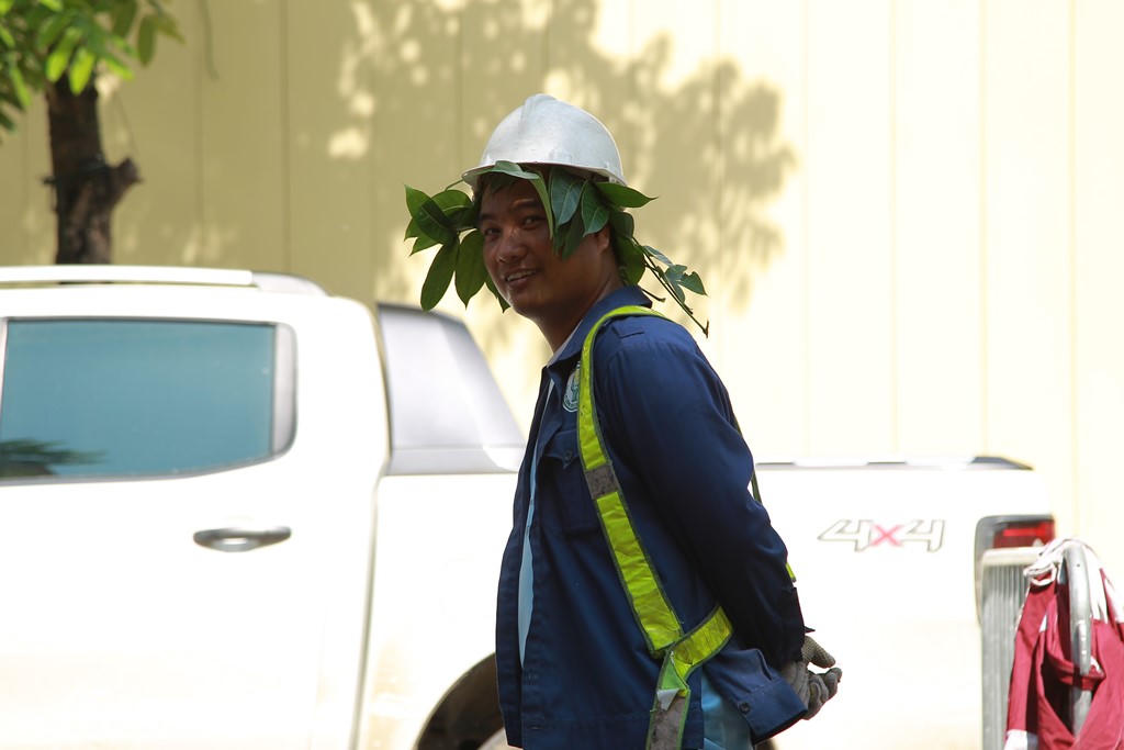 Quẳng gánh lo mùa nóng, lên Fansipan để tận hưởng cả miền thư thái