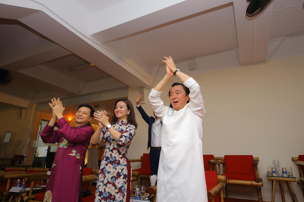 Lần đầu tiên Hội An chào đón Đoàn 12 Đại sứ Quốc tế đến thưởng ngoạn thực cảnh “Ký ức Hội An”