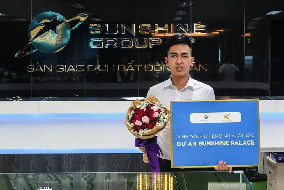 Sunshine Group tổ chức vinh danh và trao thưởng các “chiến binh” kinh doanh xuất sắc