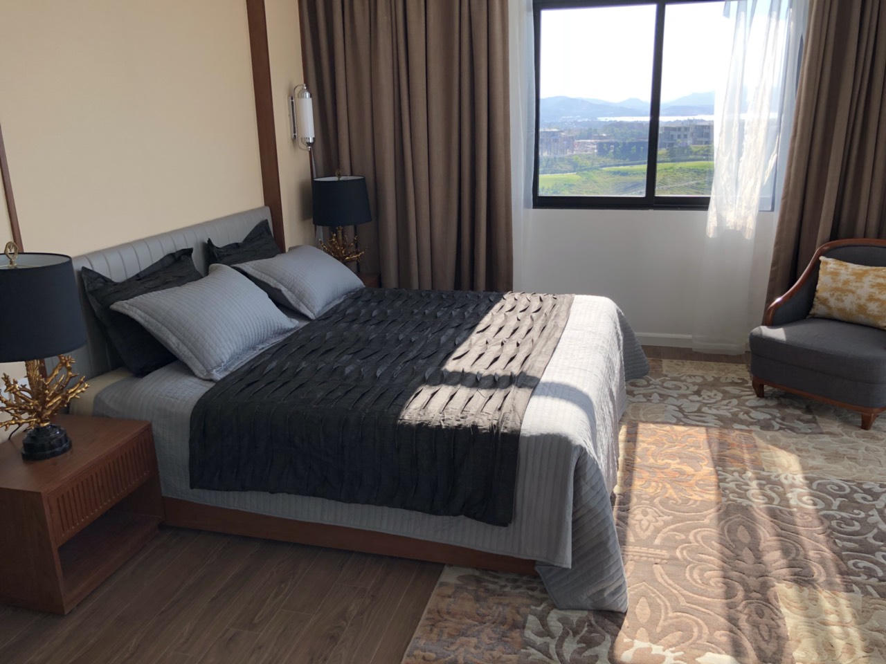 Phân khu Phoenix Hill - FLC Hạ Long bàn giao những căn biệt thự đầu tiên