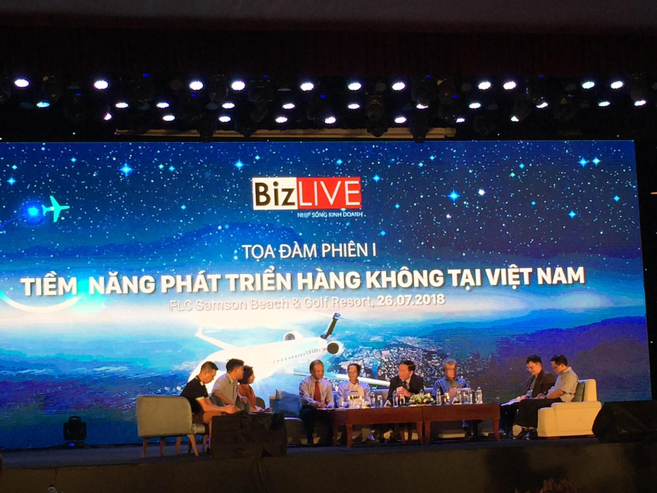 Muốn phát triển du lịch, cần “cởi trói” cho các hãng hàng không về điểm nghẽn hạ tầng