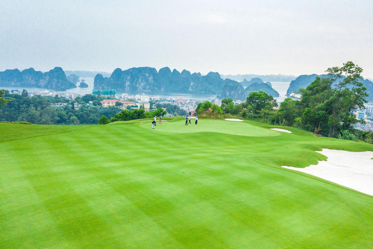 Hút trên 1000 golfers sau 3 tuần, Bamboo Airways Golf Tournament 2018 gây sốt làng golf Việt