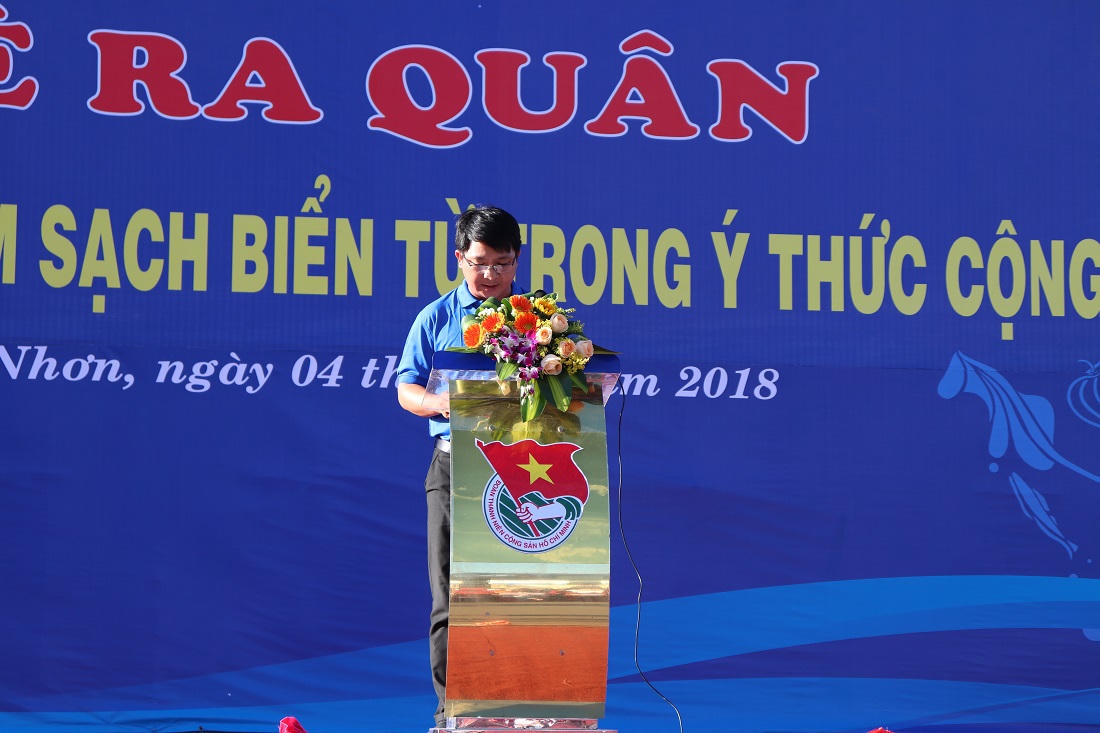 Sôi động chiến dịch “Hãy làm sạch biển từ trong ý thức cộng đồng” lớn nhất Quy Nhơn 2018
