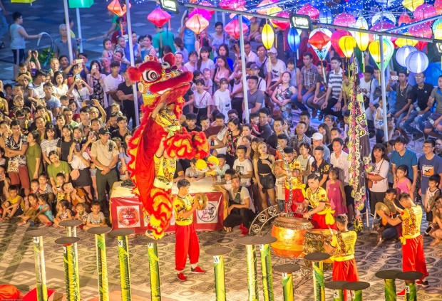 Mãn nhãn những màn trình diễn lân sư rồng tại Sun World Danang Wonders