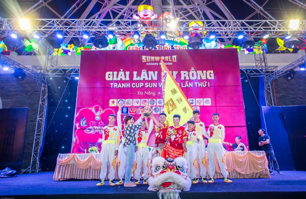 Mãn nhãn những màn trình diễn lân sư rồng tại Sun World Danang Wonders