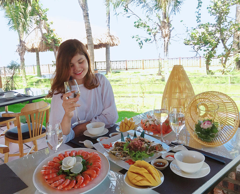 Nhà hàng Hương Biển - địa chỉ mới phải “bỏ túi” ngay nếu đang chu du tại FLC Sầm Sơn