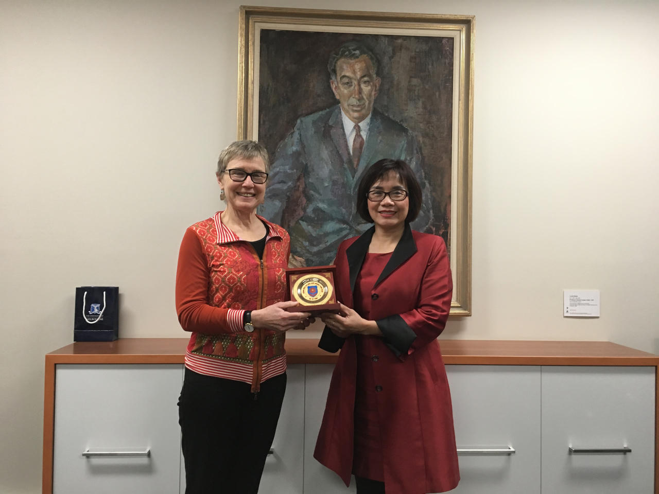 Thứ trưởng Đặng Hoàng Oanh: Bộ Tư pháp sẽ tiếp tục cử nhiều cán bộ đi học tại Australia