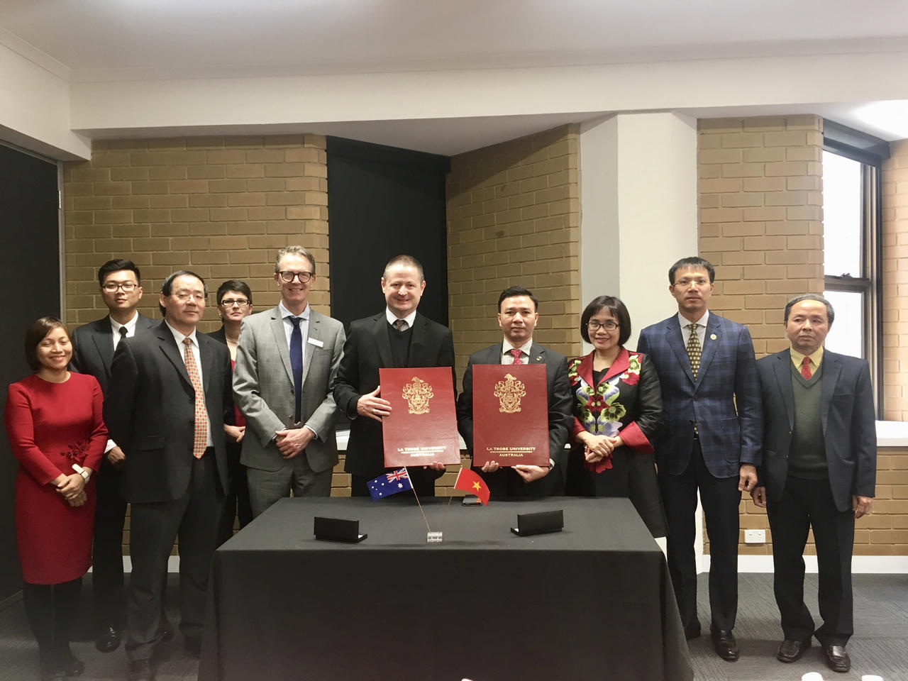 Thứ trưởng Đặng Hoàng Oanh: Bộ Tư pháp sẽ tiếp tục cử nhiều cán bộ đi học tại Australia