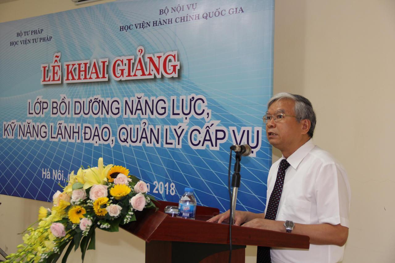 Bộ Tư pháp tiếp tục khai giảng Lớp bồi dưỡng năng lực, kỹ năng lãnh đạo, quản lý cấp Vụ và tương đương