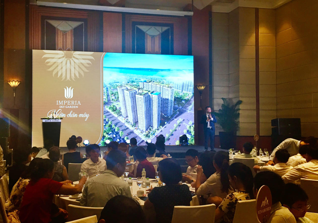 Nhộn nhịp giao dịch căn hộ Imperia Sky Garden trong tháng Ngâu