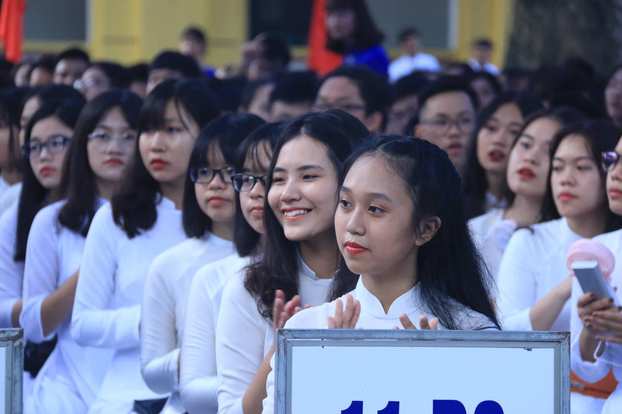 Chủ tịch nước dự Lễ khai giảng tại trường THPT Chu Văn An, Hà Nội