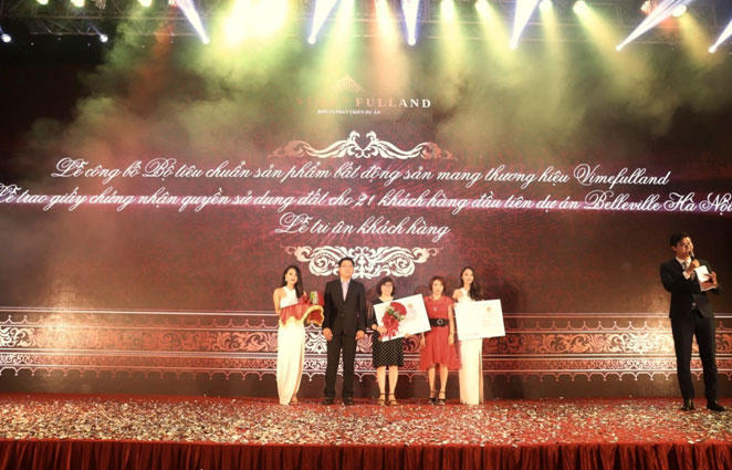 Vimefulland công bố bộ tiêu chuẩn sản phẩm và bàn giao “sổ đỏ” cho 21 cư dân đầu tiên dự án Belleville Hà Nội