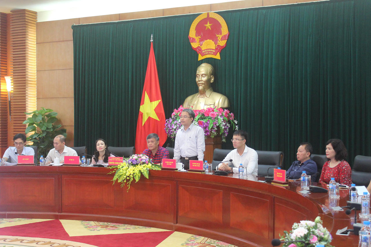 Bộ Tư pháp: Lớp bồi dưỡng lãnh đạo, quản lý cấp Vụ và tương đương đi thực tế tại Hải Phòng