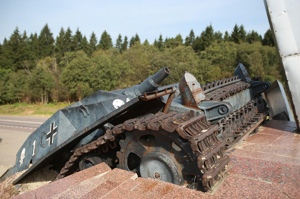 Tình đất ở xứ sở Bạch Dương