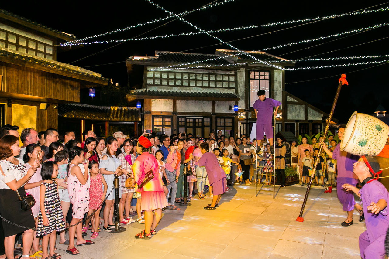 Gần 8000 du khách đã trải nghiệm lễ hội Trăng Thương cảng tại Công viên Ấn tượng Hội An