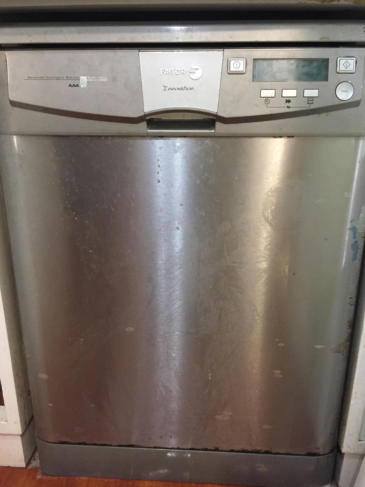 Khách hàng bức xúc tố hàng gia dụng Fagor giá Tây Ban Nha, chất lượng thua hàng Tàu chợ