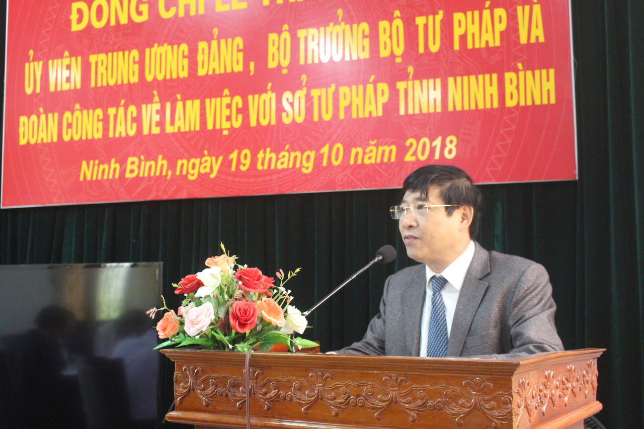 Bộ trưởng Lê Thành Long đang làm việc tại Ninh Bình về công tác Tư pháp