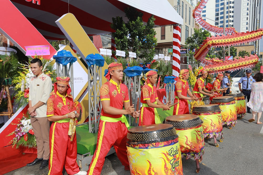TMS Luxury Hotel Da Nang Beach tưng bừng đón khách VIP dự khai trương