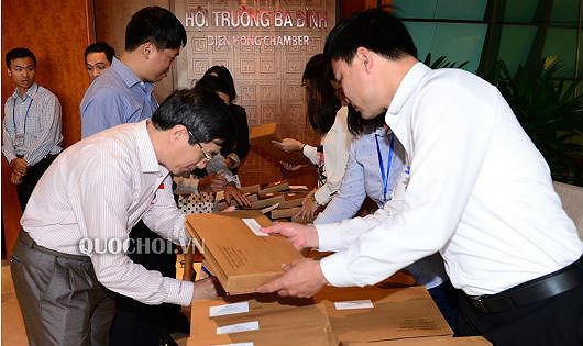 Công bố kết quả lấy phiếu tín nhiệm 48 chức danh lãnh đạo