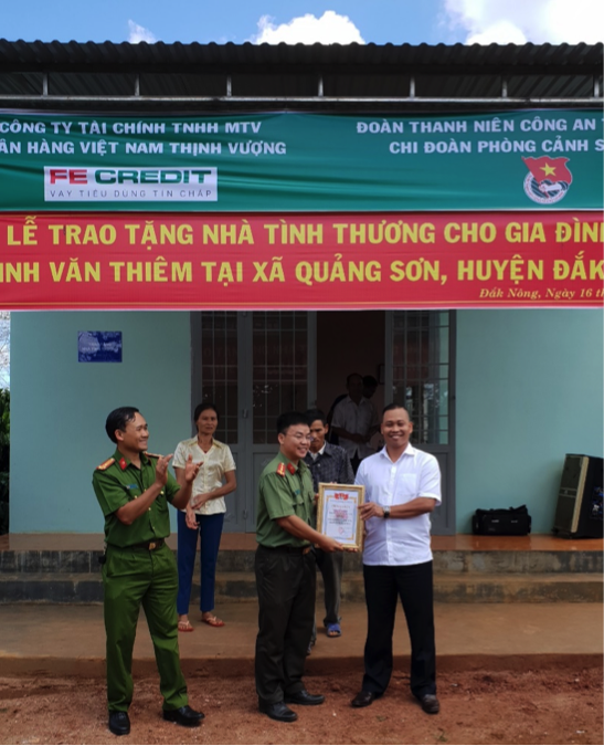 FE CREDIT trao tặng Nhà tình thương, đồng hành cùng những người dân nghèo tại tỉnh Đắk Nông 