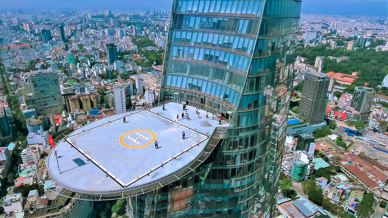 Cuộc đua HCMC Skyrun 2018:  Dân mạng trầm trồ thán phục sân đỗ trực thăng Việt Nam đầu tiên đẹp như phim Hollywood