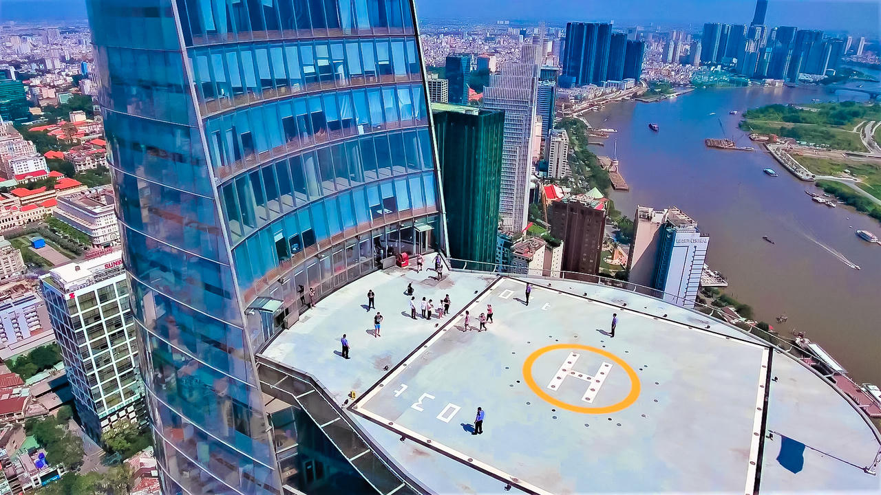 Cuộc đua HCMC Skyrun 2018:  Dân mạng trầm trồ thán phục sân đỗ trực thăng Việt Nam đầu tiên đẹp như phim Hollywood